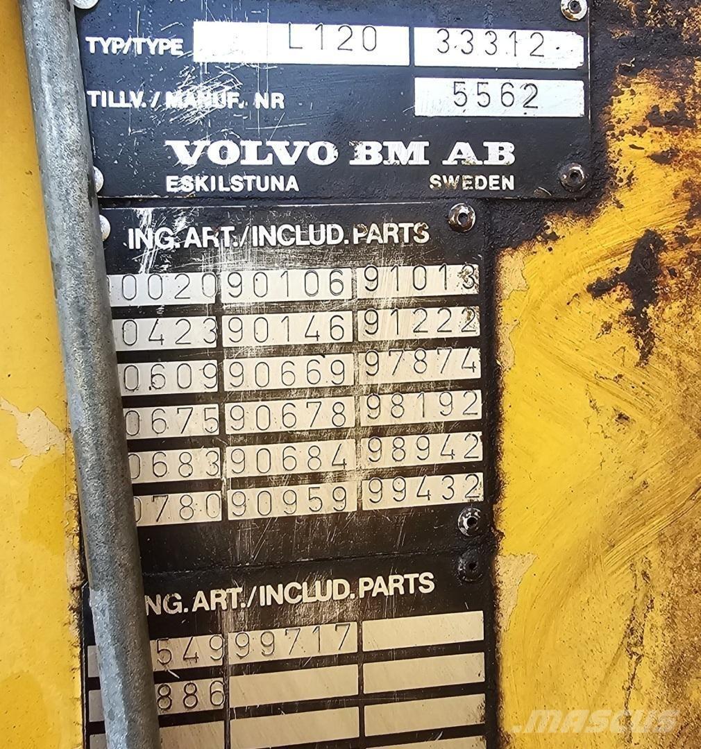 Volvo BM L120 Фронтальные погрузчики