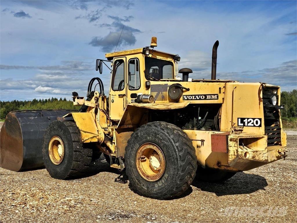 Volvo BM L120 Фронтальные погрузчики