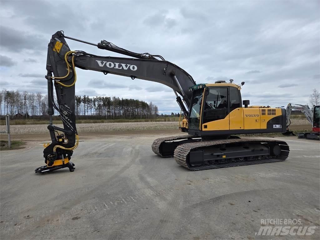 Volvo EC210CL Гусеничные экскаваторы