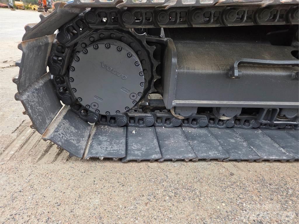 Volvo EC210CL Гусеничные экскаваторы