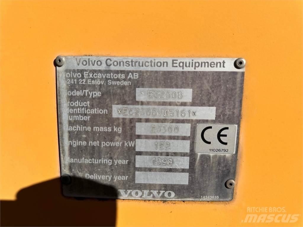 Volvo EC230B Гусеничные экскаваторы