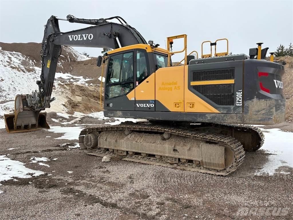 Volvo EC250EL Гусеничные экскаваторы