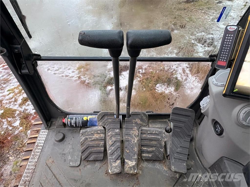 Volvo ECR 355 EL Гусеничные экскаваторы