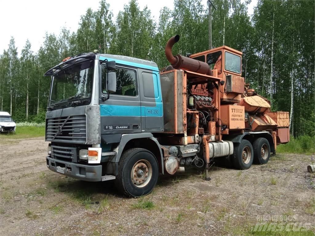 Volvo F16 Грузовики-Щеповозы