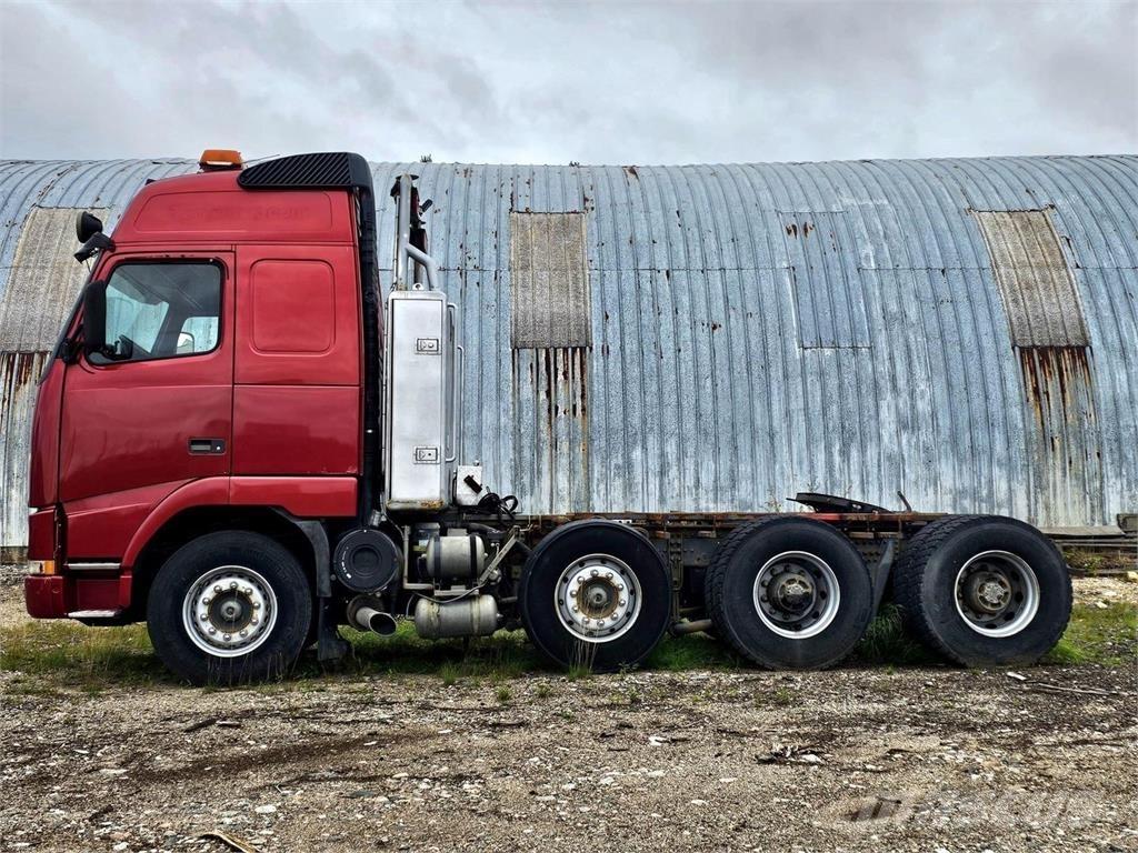 Volvo FH16 8x4 Седельные тягачи