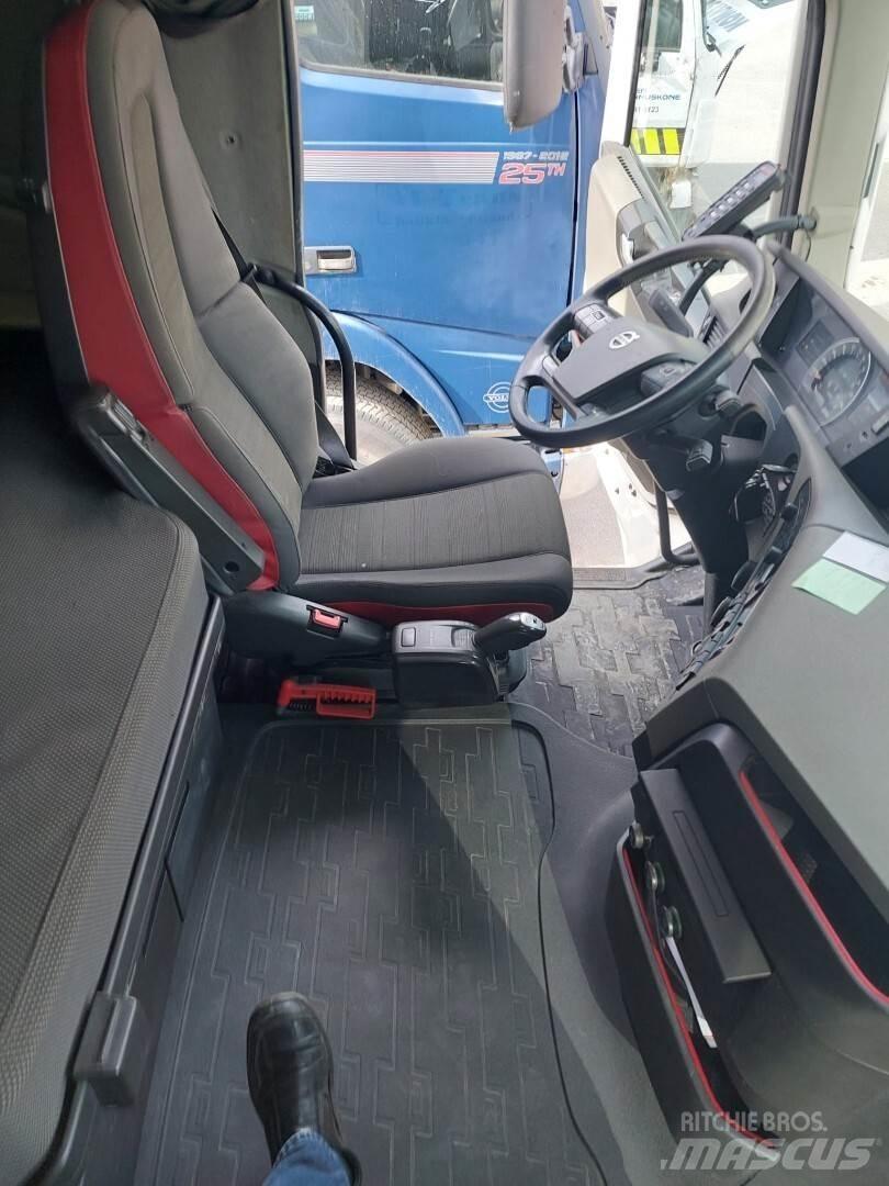 Volvo FH500 8x4 Грузовики-Мультилифты