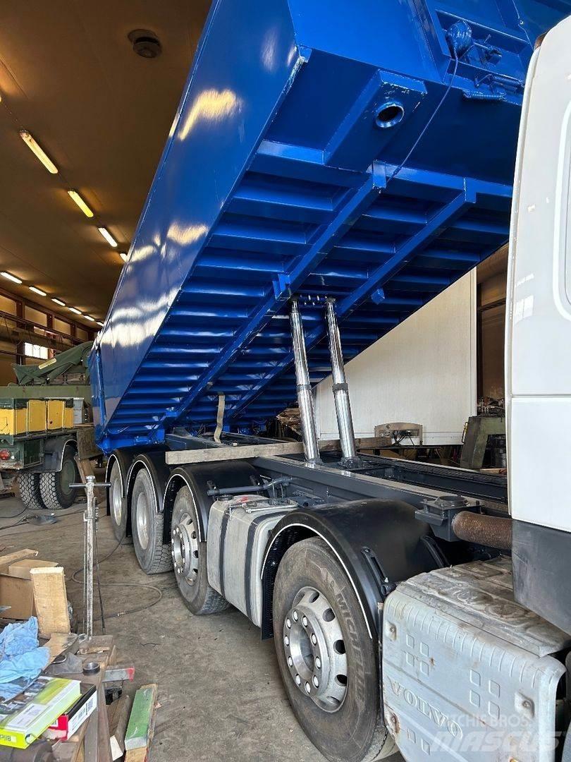 Volvo FMX 540 Грузовики-Самосвалы