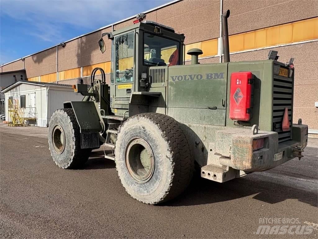 Volvo L 120 B Фронтальные погрузчики