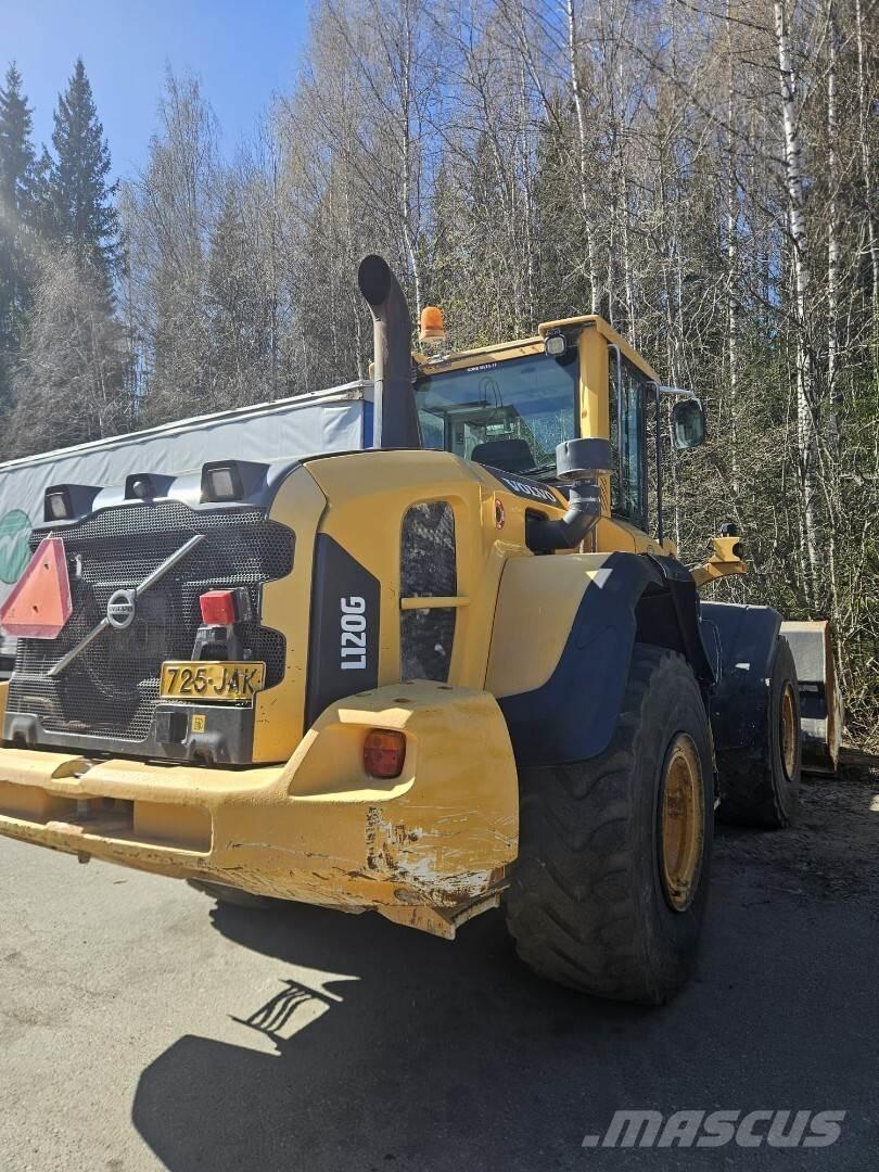 Volvo L 120G Фронтальные погрузчики
