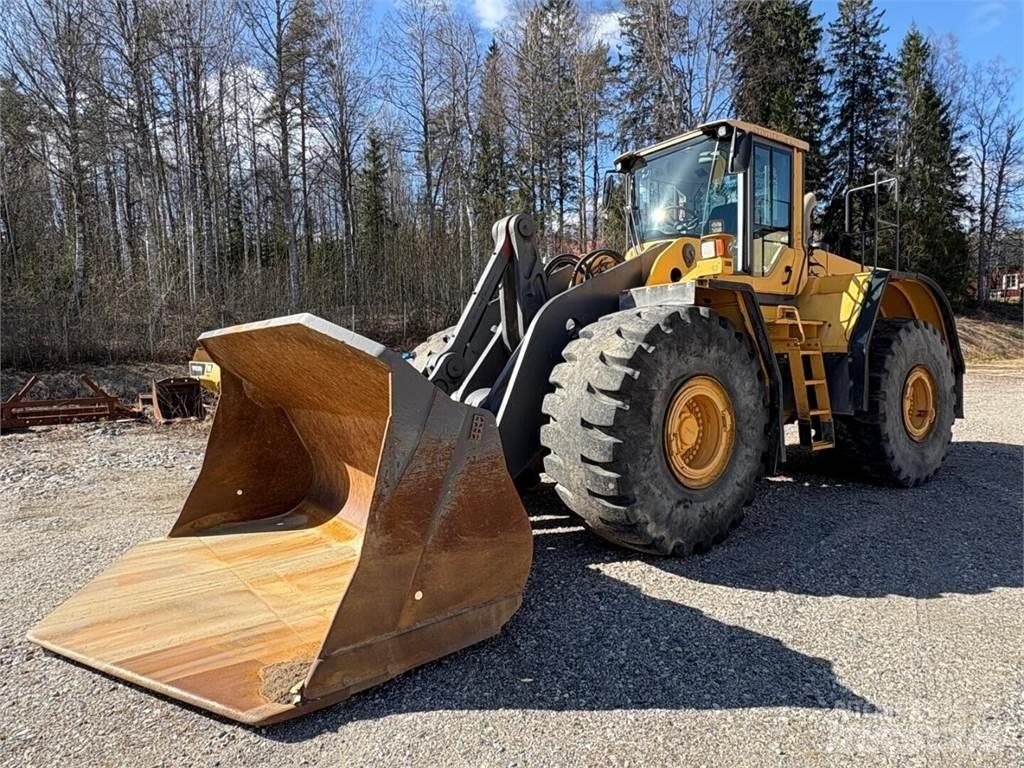 Volvo L 220 F Фронтальные погрузчики