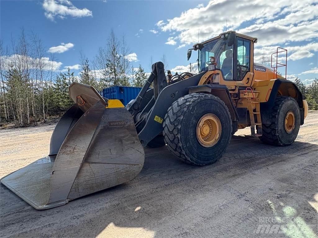 Volvo L 220 H Фронтальные погрузчики