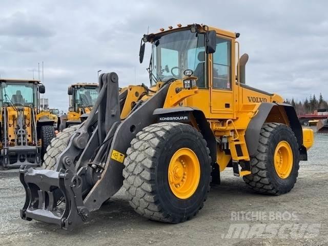 Volvo L120E Фронтальные погрузчики