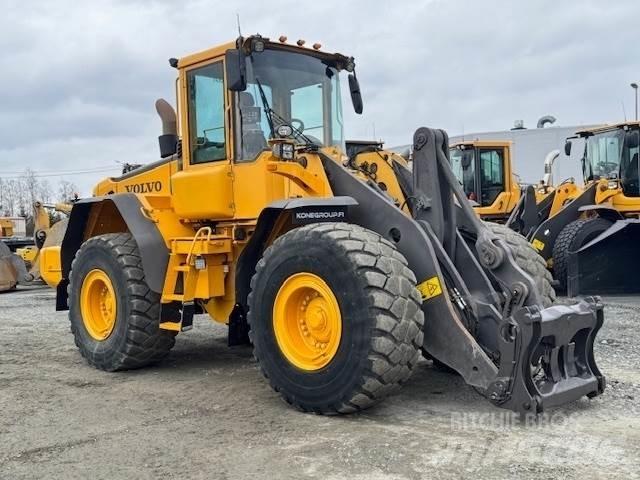 Volvo L120E Фронтальные погрузчики