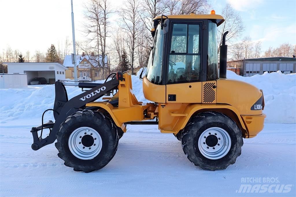 Volvo L30B Pro Фронтальные погрузчики
