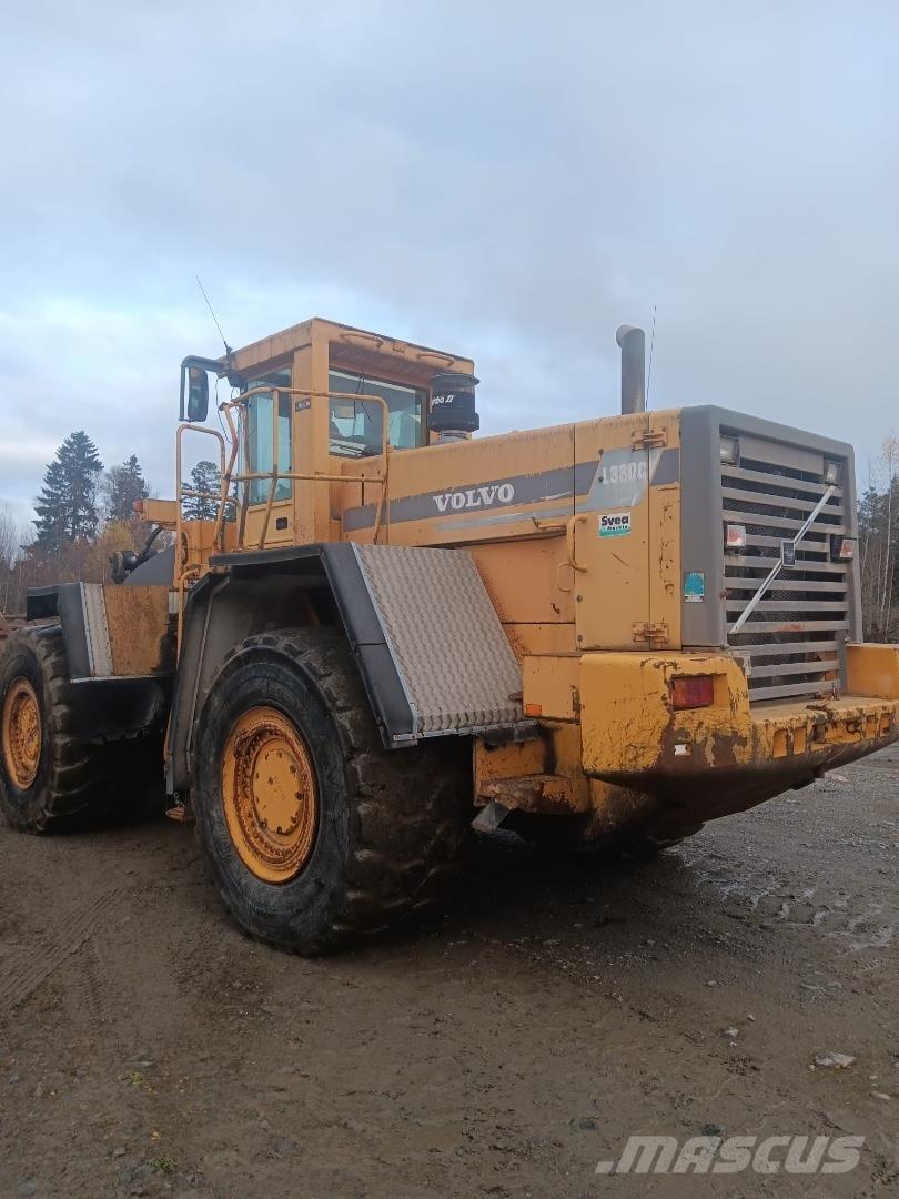 Volvo L330C Фронтальные погрузчики