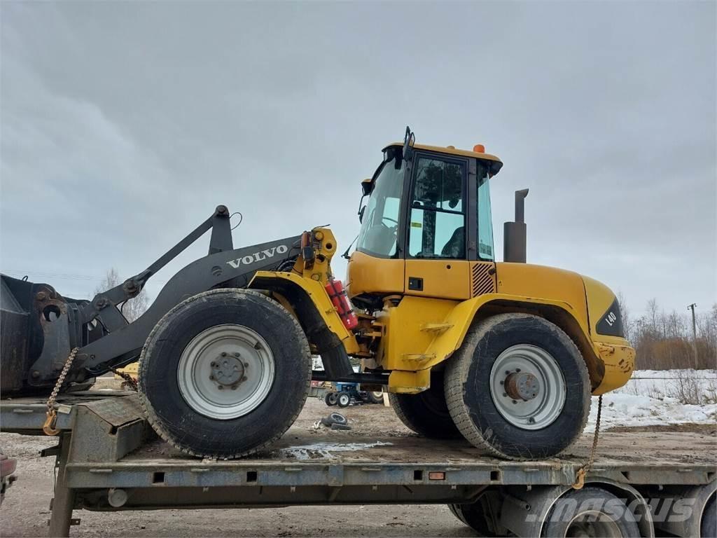 Volvo L40 Фронтальные погрузчики