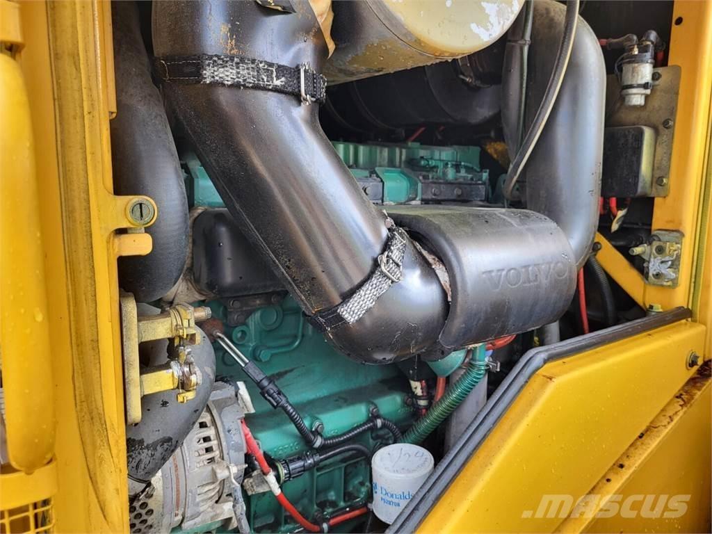 Volvo L60F Фронтальные погрузчики