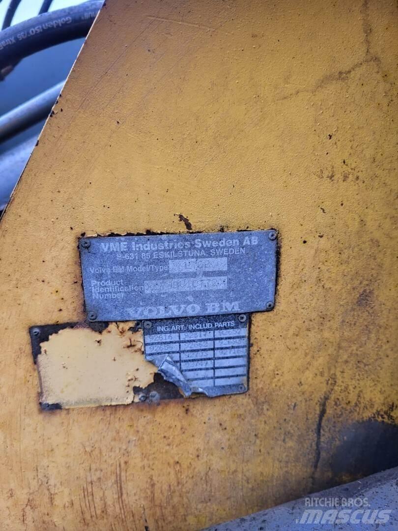 Volvo L70B Фронтальные погрузчики