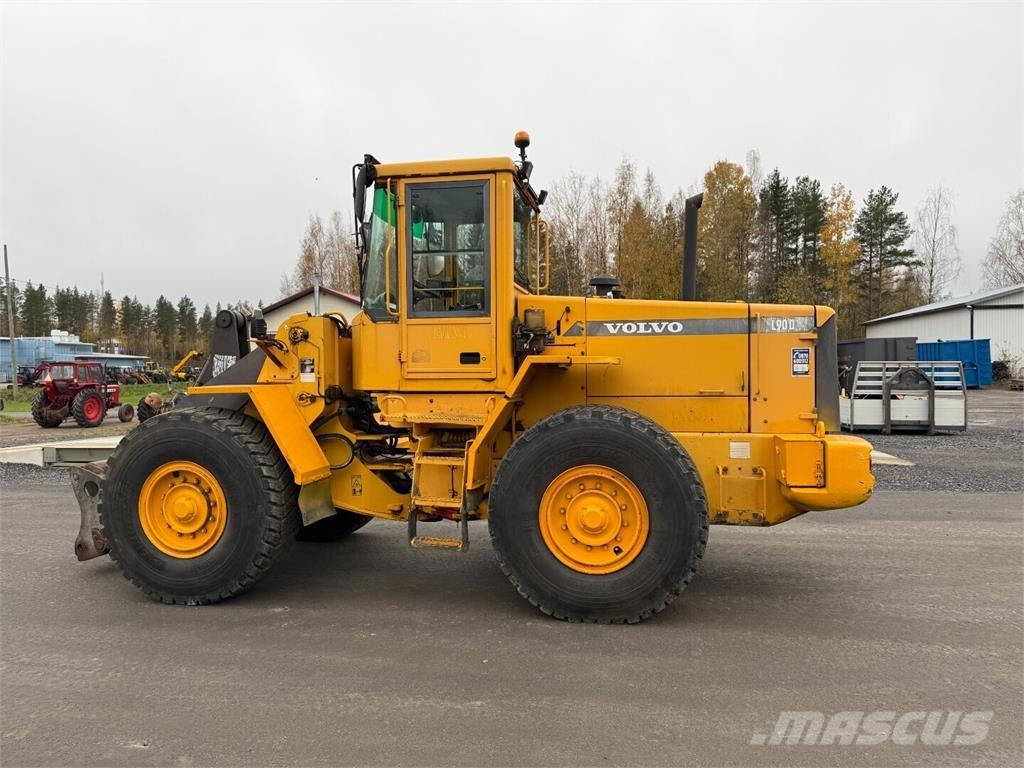 Volvo L90D Фронтальные погрузчики