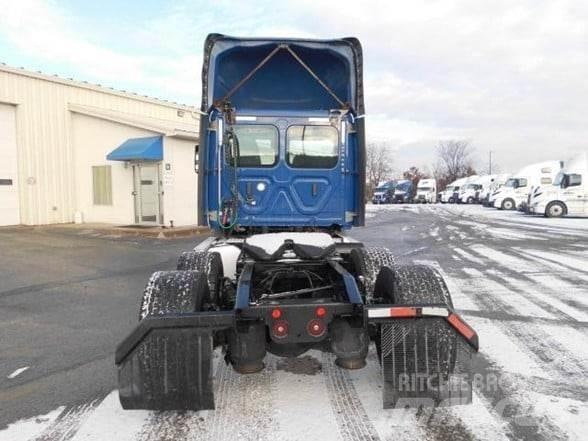 Freightliner CASCADIA 116 Седельные тягачи