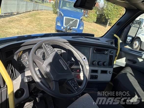 Freightliner CASCADIA 116 Седельные тягачи