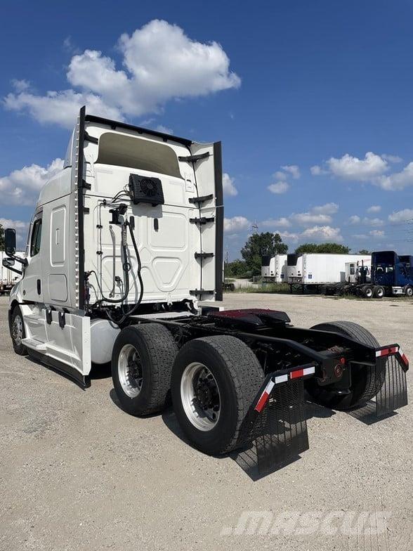 Freightliner CASCADIA 116 Седельные тягачи