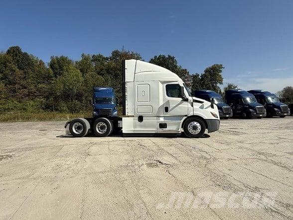 Freightliner CASCADIA 116 Седельные тягачи