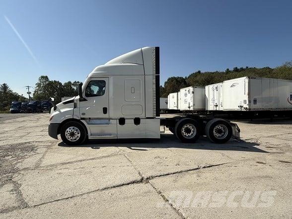Freightliner CASCADIA 116 Седельные тягачи