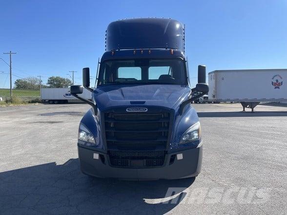 Freightliner CASCADIA 116 Седельные тягачи