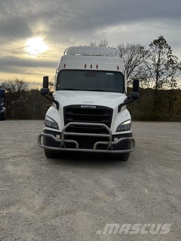 Freightliner CASCADIA 116 Седельные тягачи