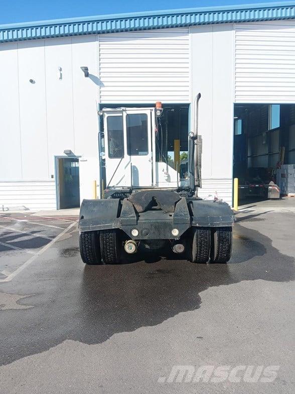 Kalmar OTTAWA 4X2 OFF-ROAD Терминальные тягачи