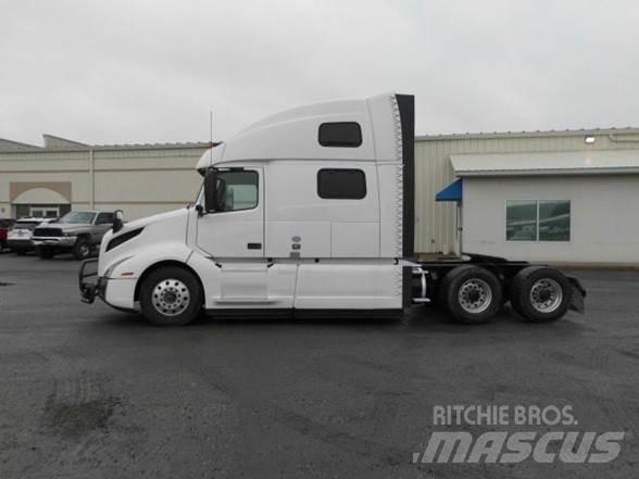 Volvo VNL64T860 Седельные тягачи