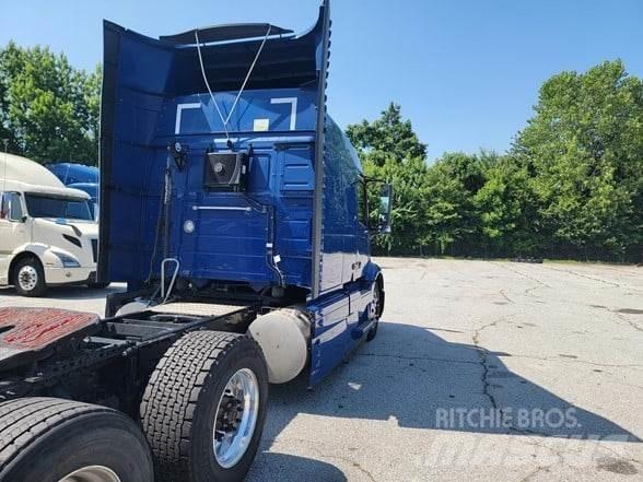 Volvo VNL64T860 Седельные тягачи