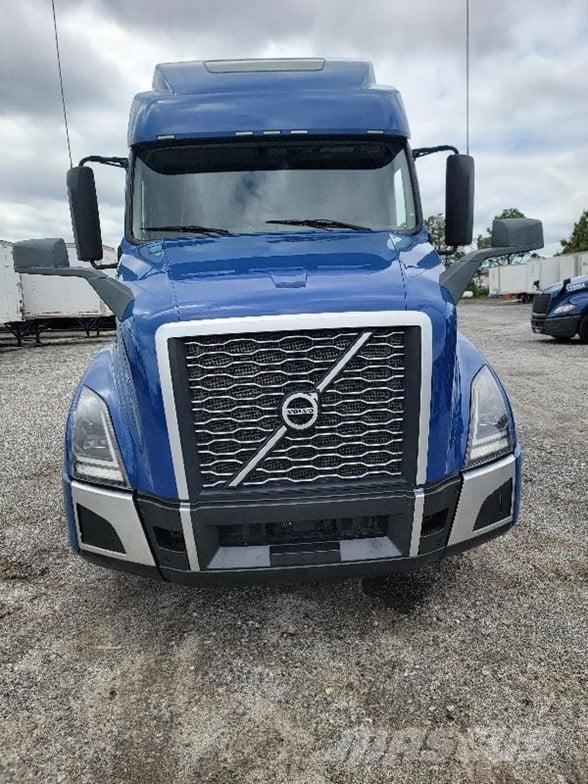 Volvo VNL64T860 Седельные тягачи