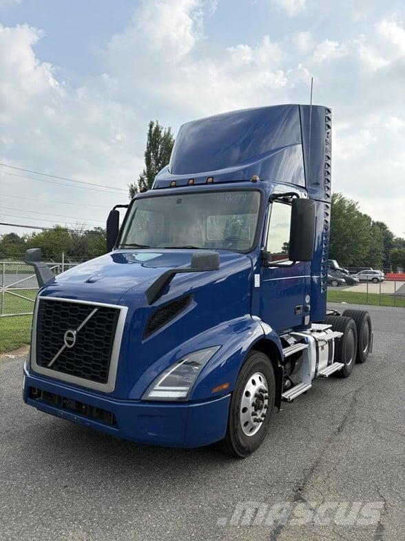 Volvo VNR64T300 Седельные тягачи