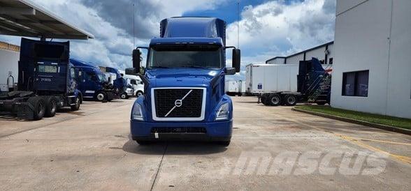 Volvo VNR64T640 Седельные тягачи