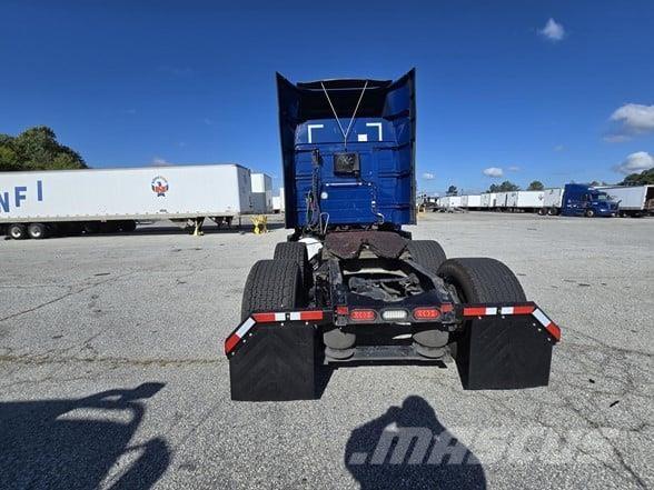 Volvo VNR64T640 Седельные тягачи