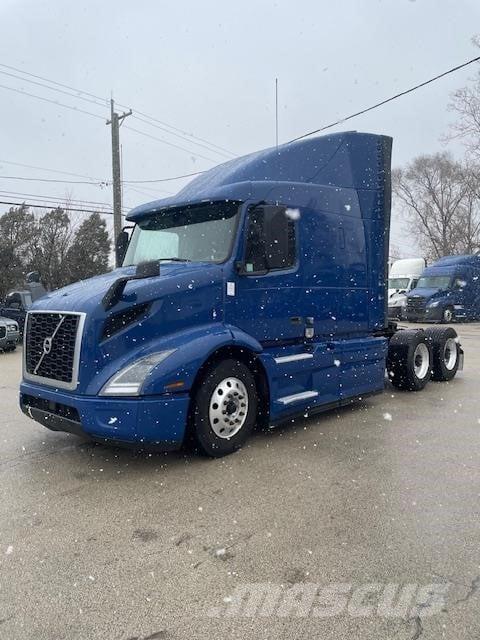 Volvo VNR64T640 Седельные тягачи