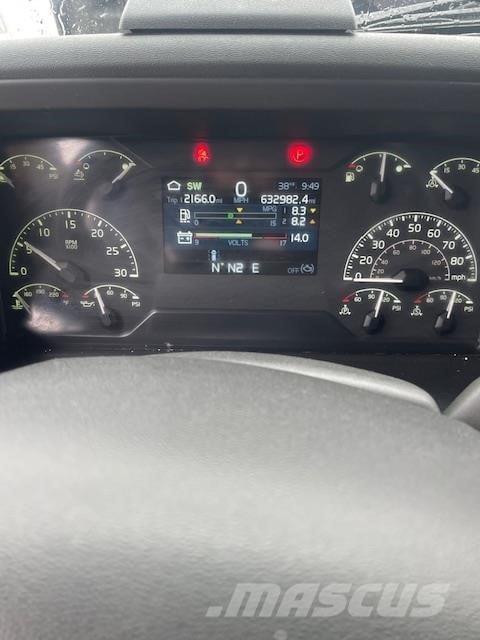 Volvo VNR64T640 Седельные тягачи