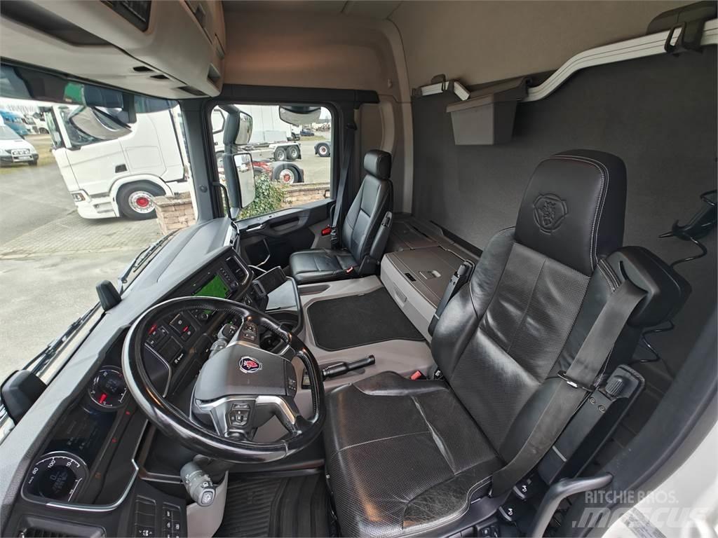 Scania P280 Грузовики-Фургоны