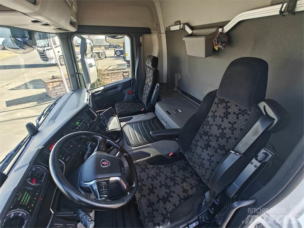 Scania P280 Грузовики-Фургоны