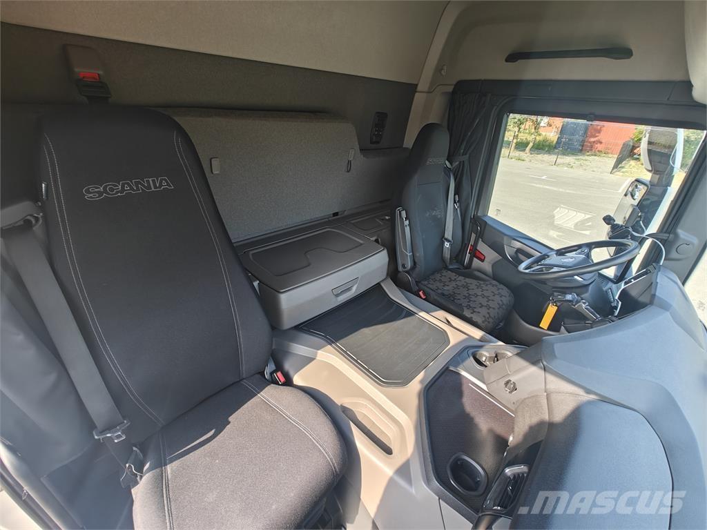 Scania P450 Грузовики-Мультилифты