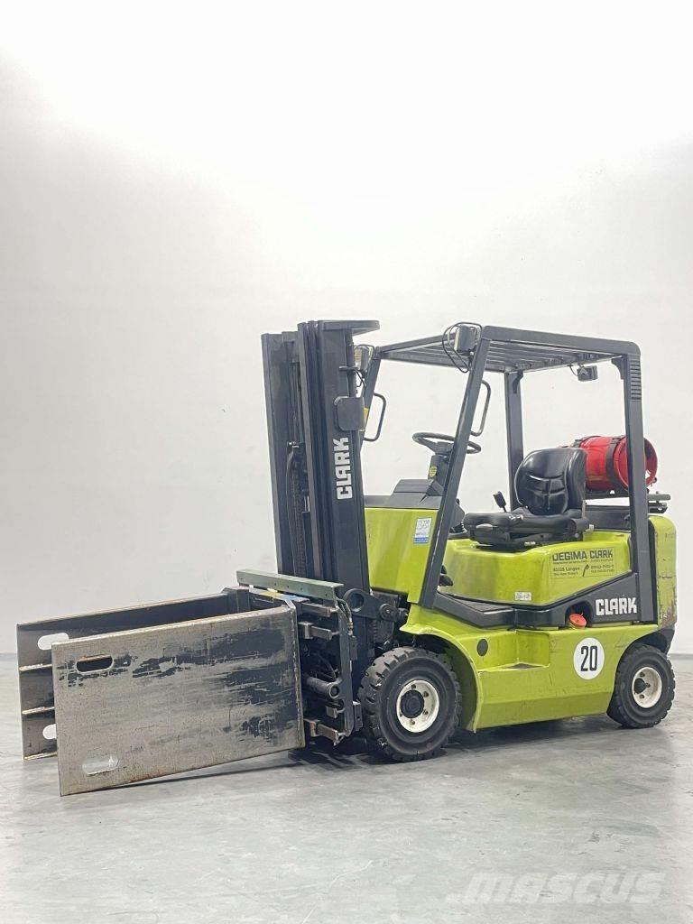 Clark CPG 16 Газовые погрузчики