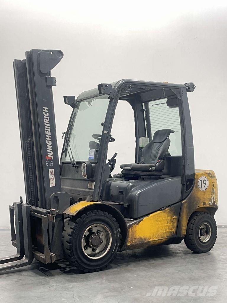 Jungheinrich DFG 430 Дизельные погрузчики