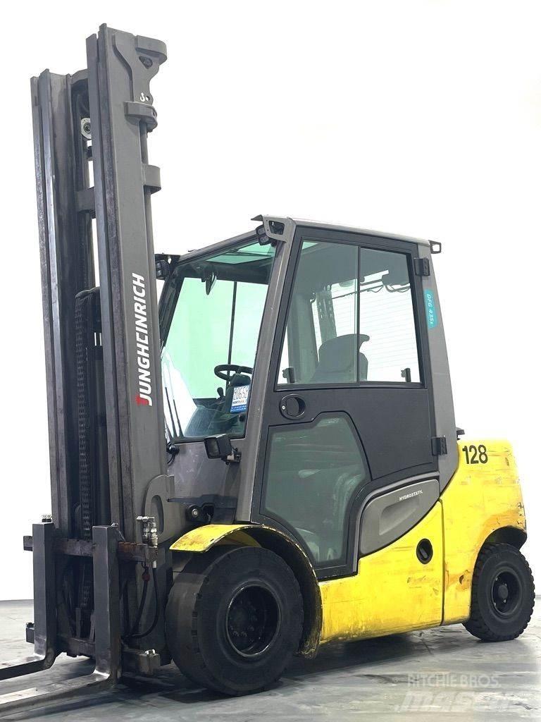 Jungheinrich DFG 435s Дизельные погрузчики