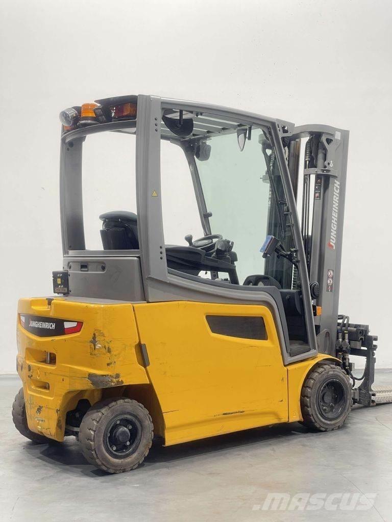 Jungheinrich EFG 320 Электропогрузчики
