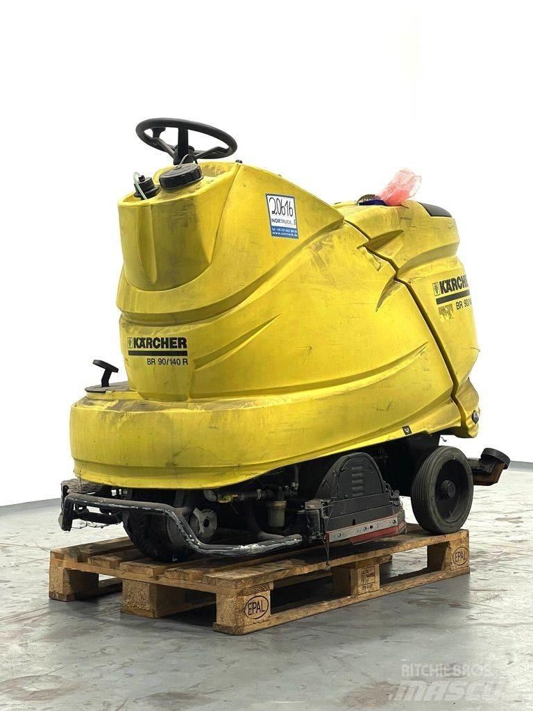 Kärcher BR90140R Вакуумные уборочные машины