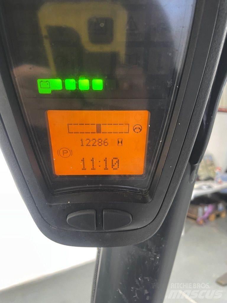 Linde E16L-386-EVO Электропогрузчики
