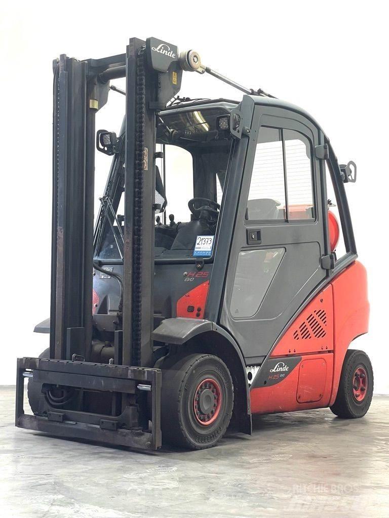 Linde H25T-392-EVO Газовые погрузчики