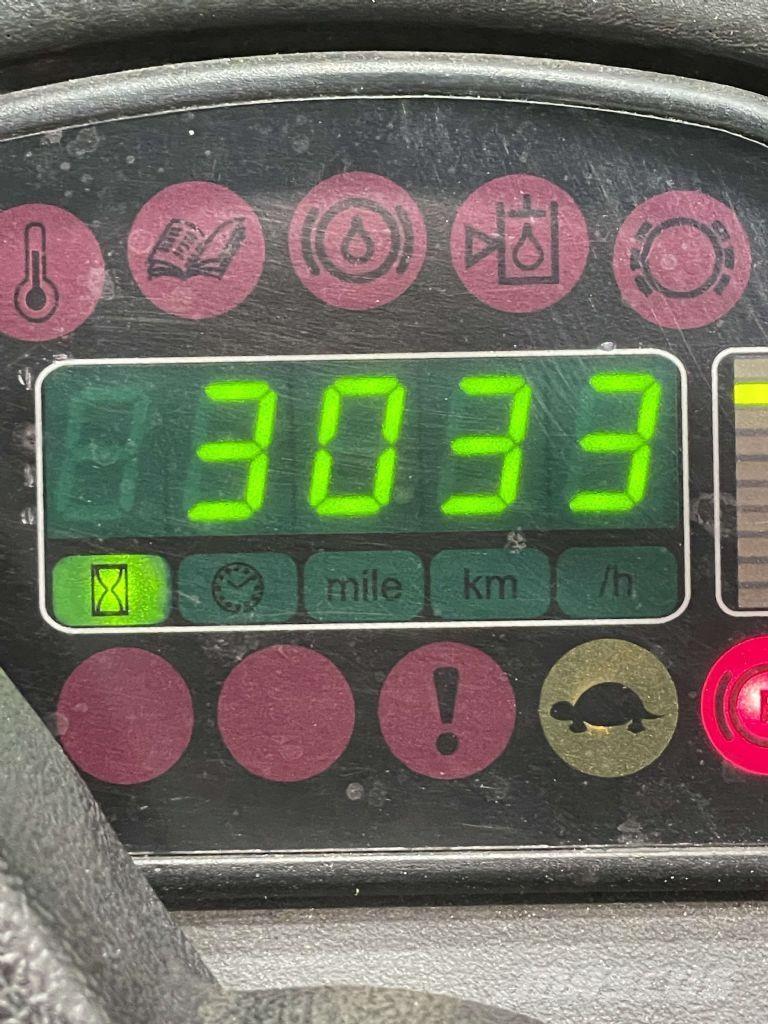 Linde P250-127 Складские электротягачи